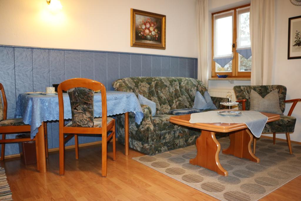 Appartementhaus Elisabeth Winklhofer Bad Fussing Room photo