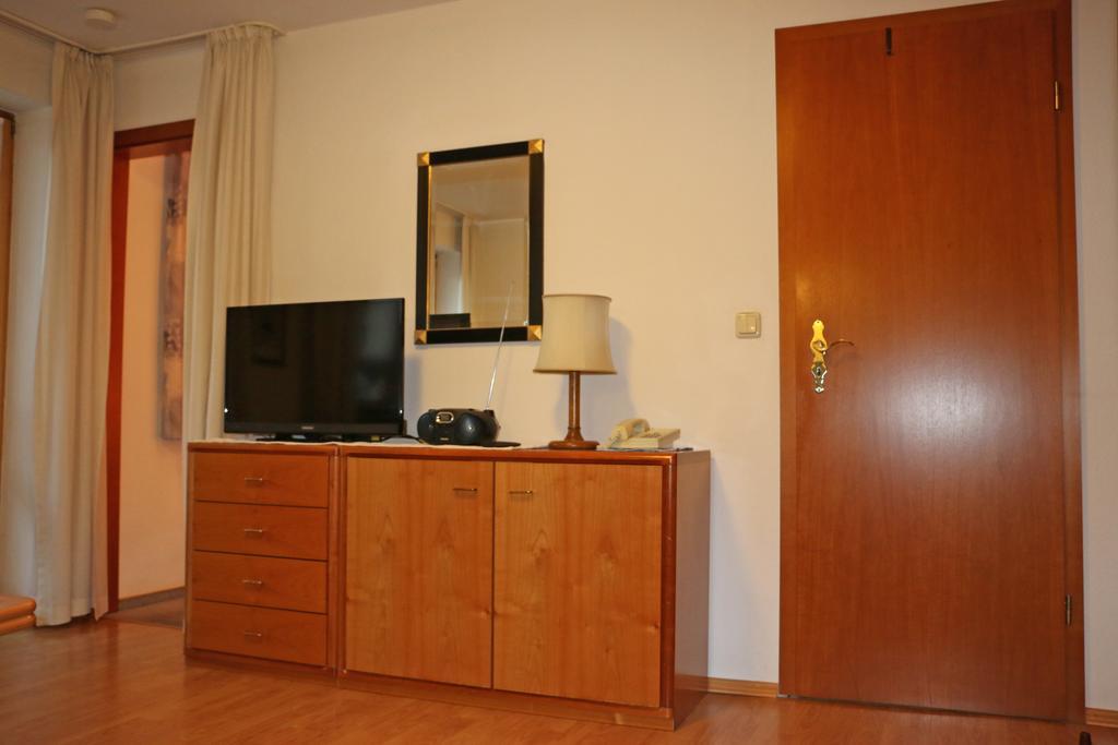Appartementhaus Elisabeth Winklhofer Bad Fussing Room photo